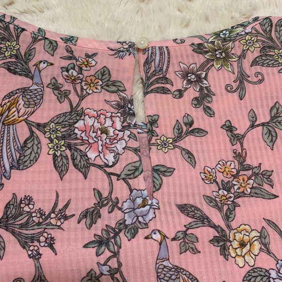 SOLD ✨ LOFT Floral Print w Peplum Hem Blouse Pink Multicolor - Size M - Picture 8 of 14